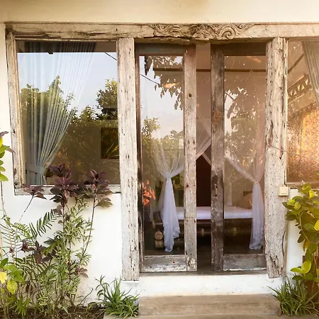 Vertical House Bali Uluwatu  Exterior photo