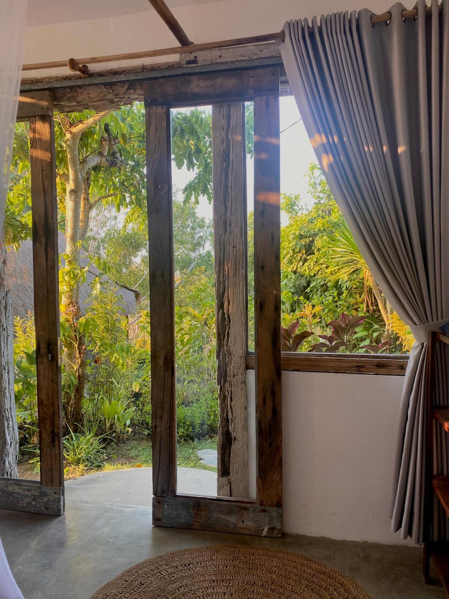 Lodge Vertical House Bali Uluwatu